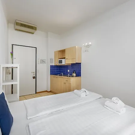 Center By Lr 2* Lugano