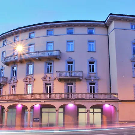 Center By Lr 2* Lugano