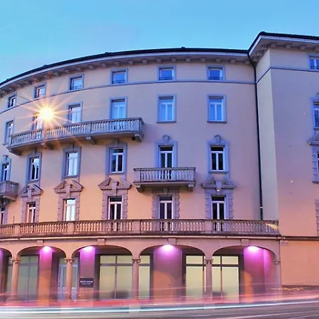 Center By Lr Lugano