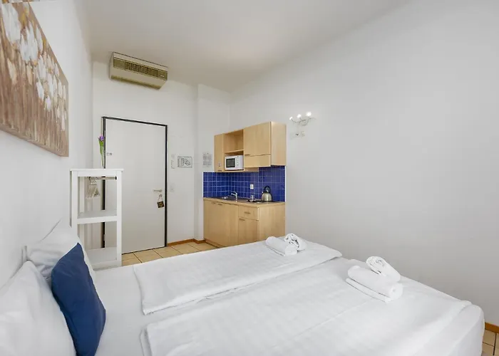 Center By Lr 2* 루가노