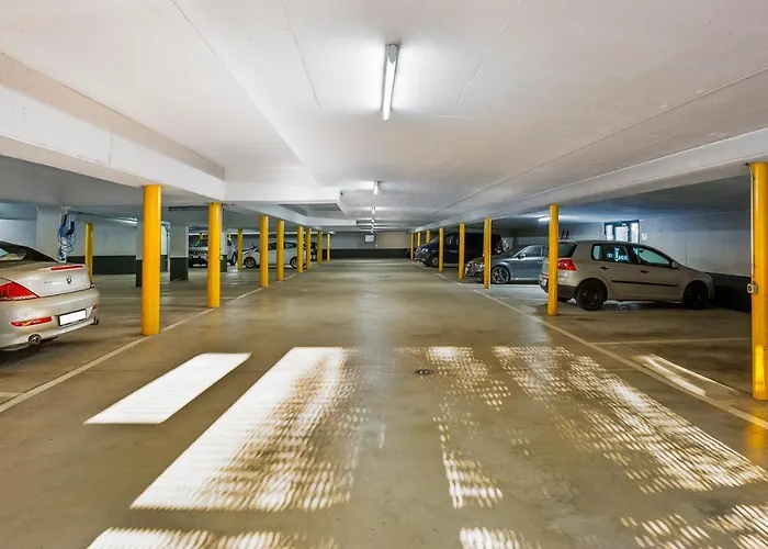 Center By Lr Отель 2*