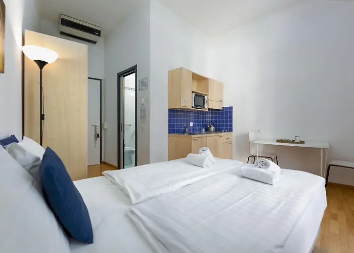 Center By Lr 호텔 2*