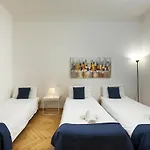 Center By Lr Λουγκάνο