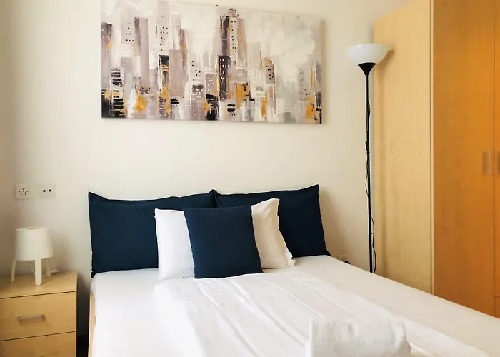 Center By Lr לוגאנו